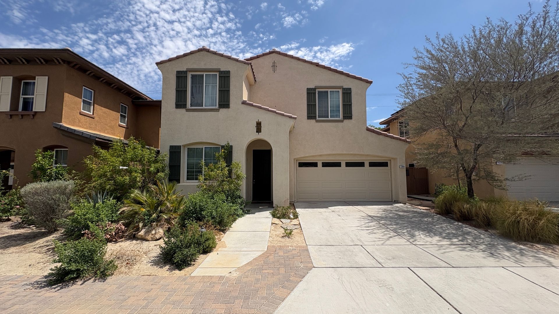 Palm Desert House: 73447 Travers St