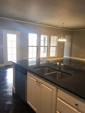 Amarillo Apartment: Times Square