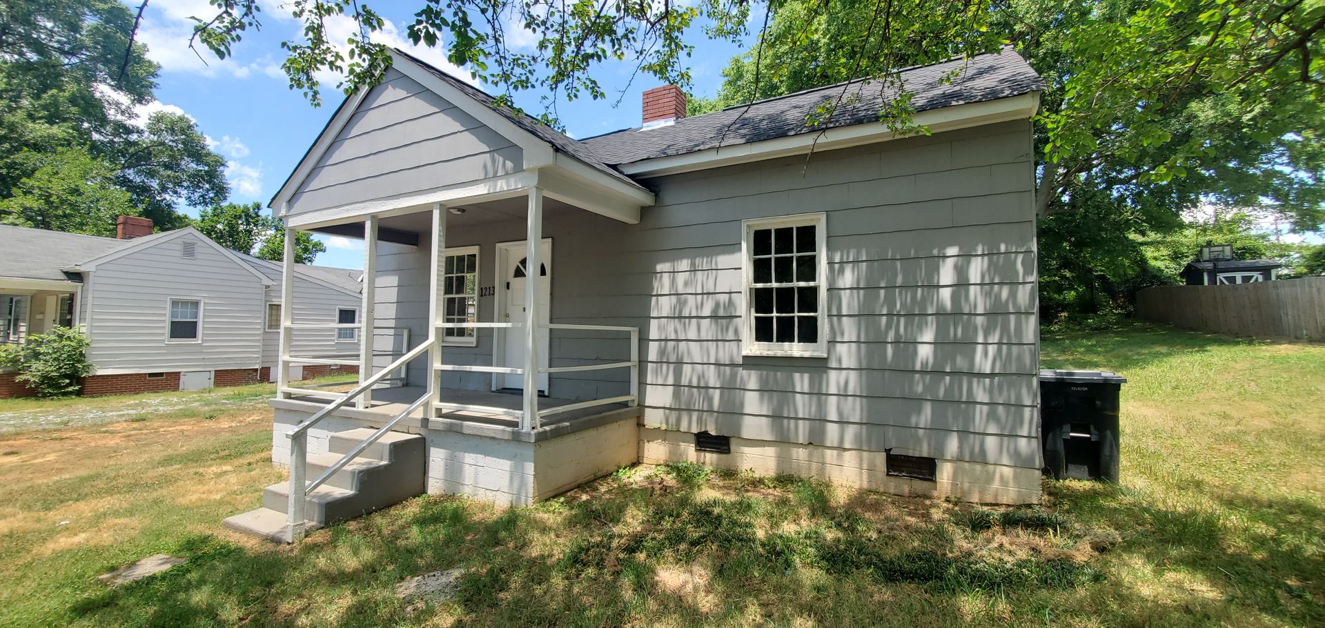 Greensboro House: 1213 Water St