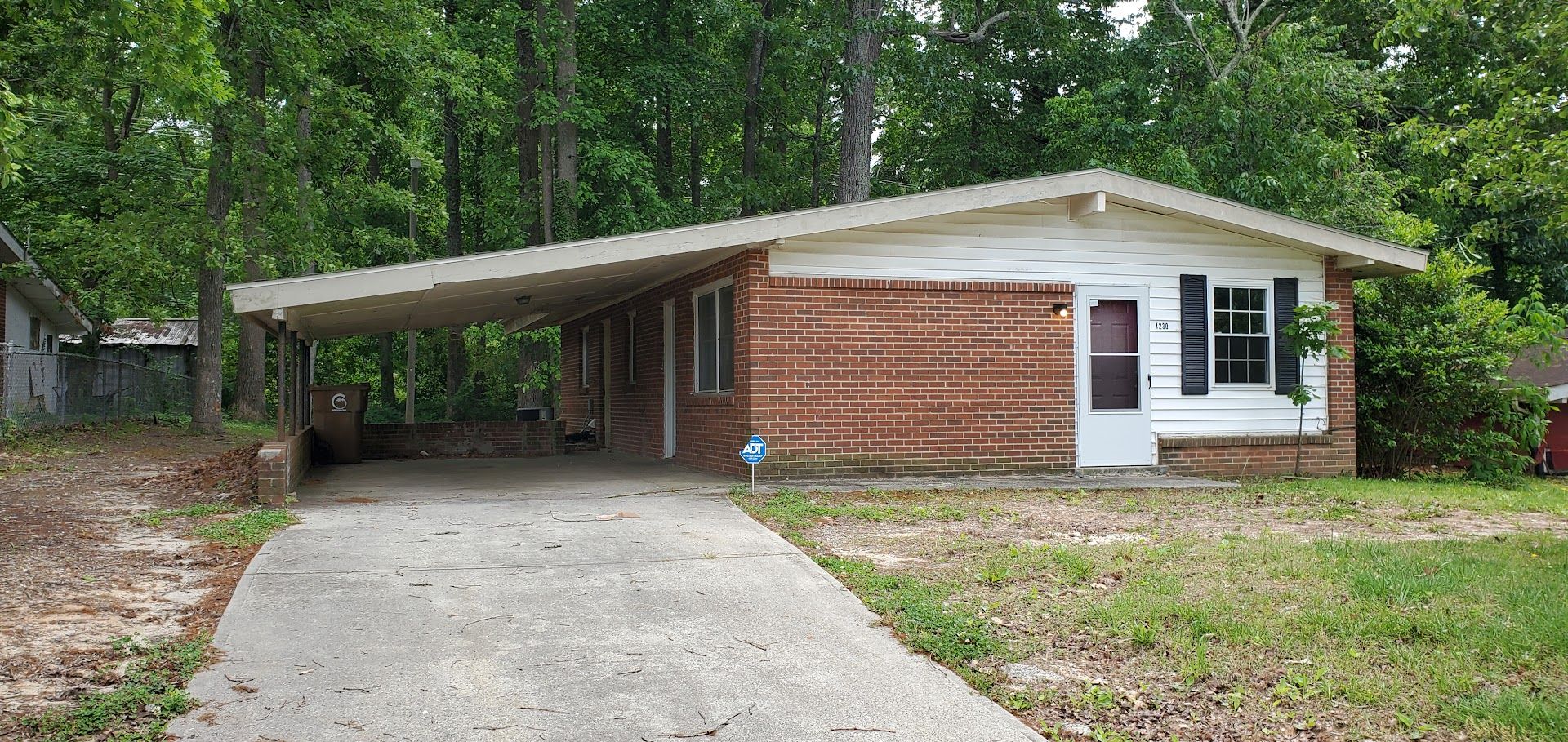 Greensboro House: 4230 Kildare Drive