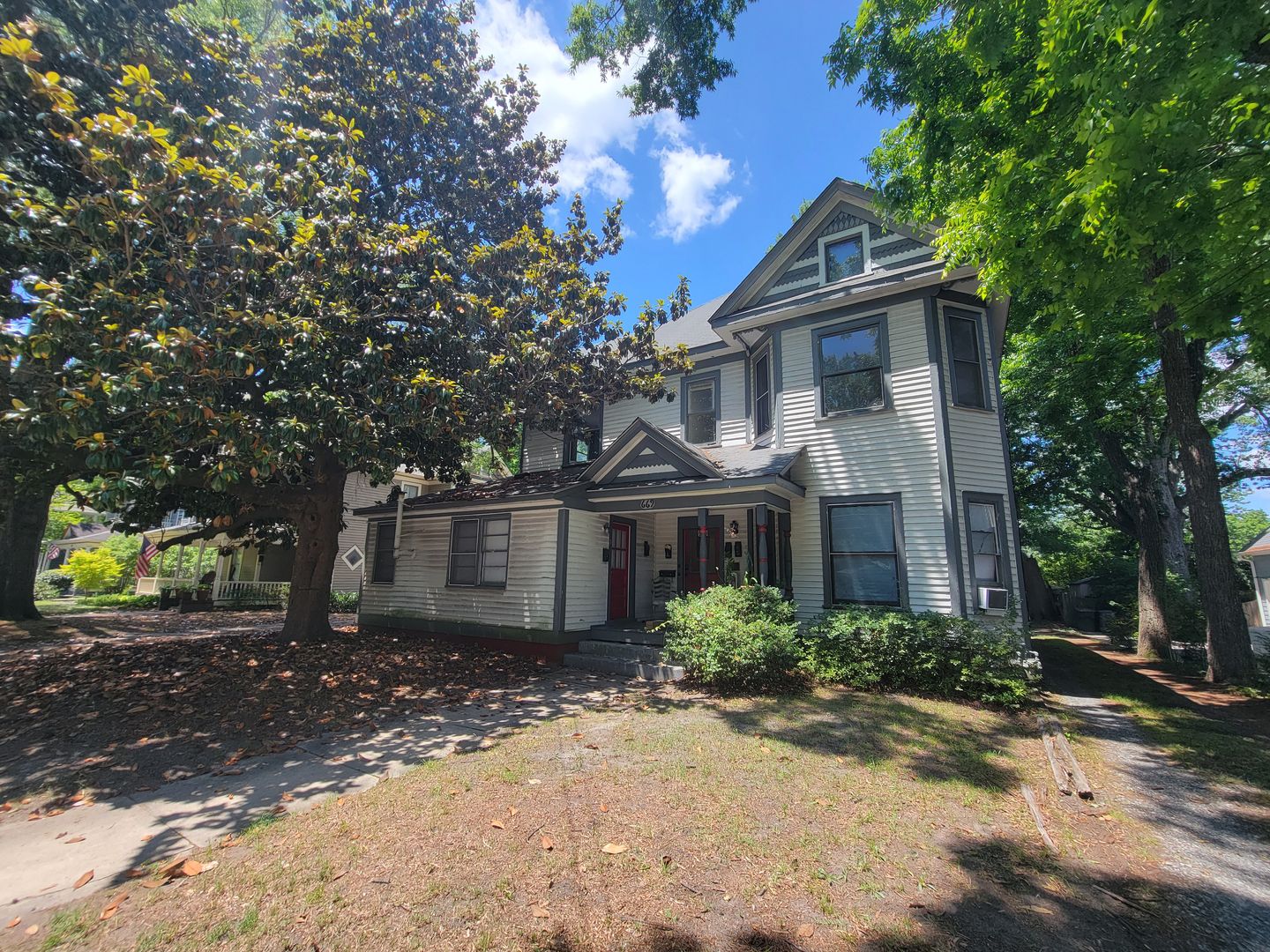 Greensboro Apartment: 669 Percy Street
