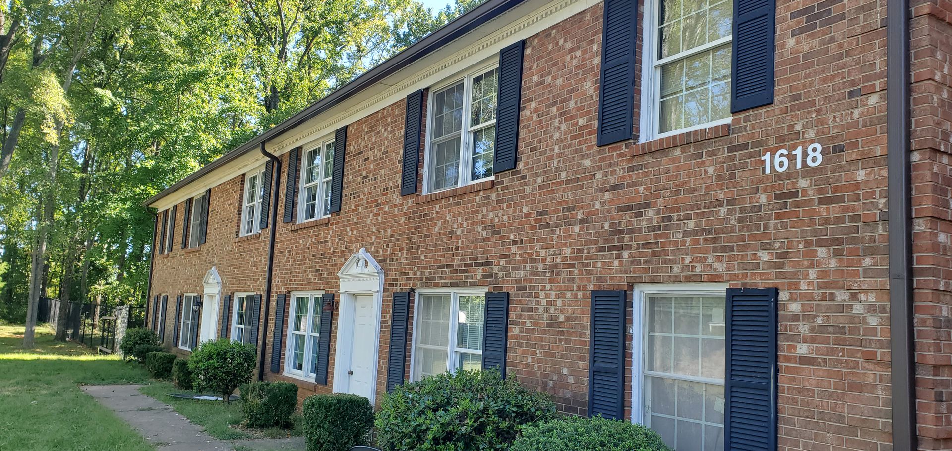 Greensboro Apartment: 1618 Summit Ave