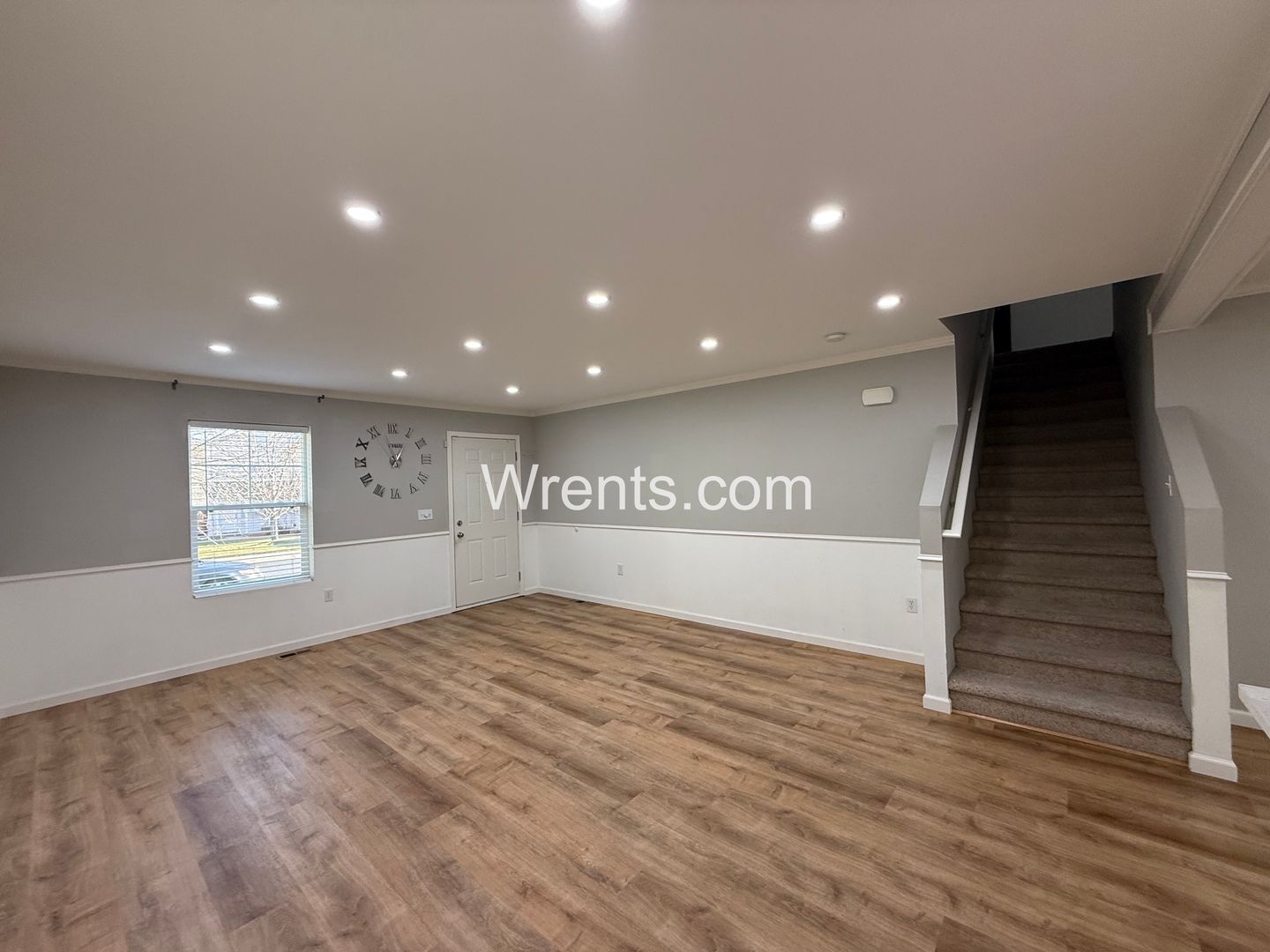 Spokane House: 8709 Cherry Ln