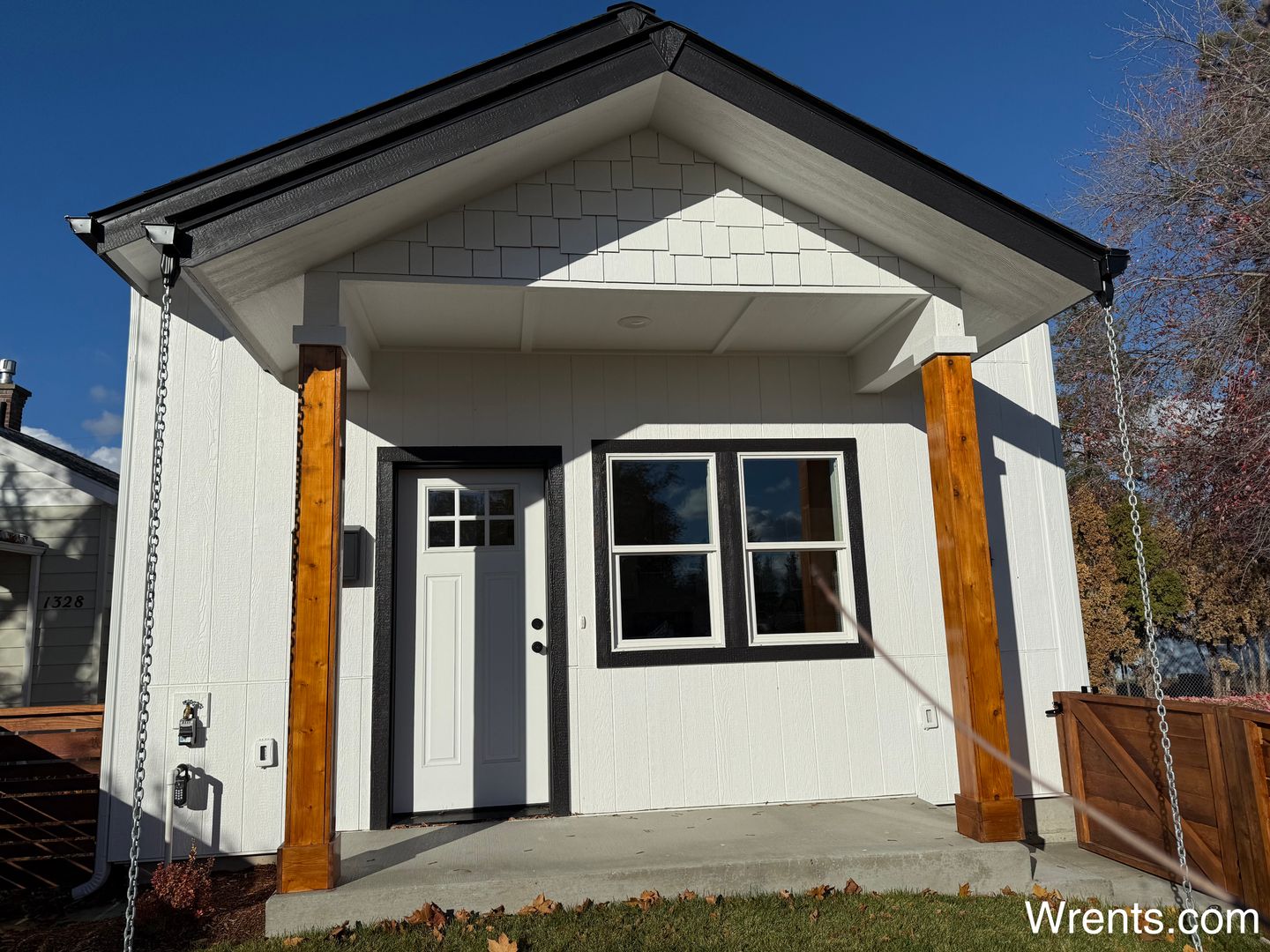 Spokane Apartment: 1324-1326 W Dalke Ave