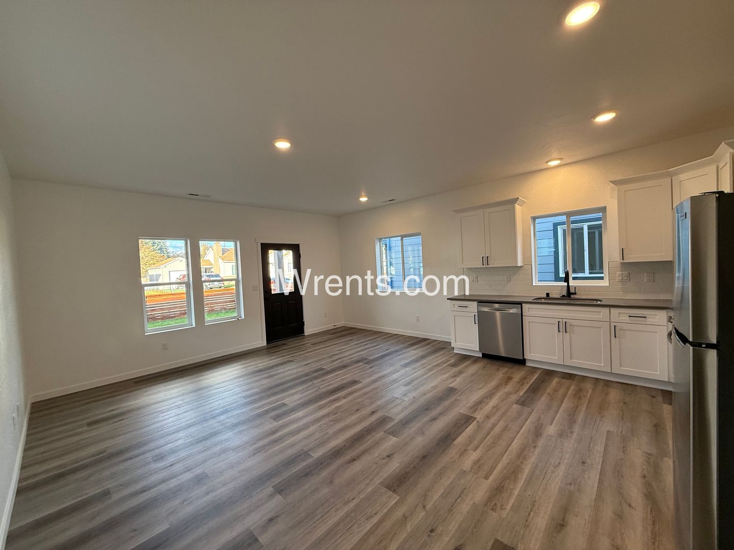 Spokane Apartment: 3710-3712 E Liberty Ave