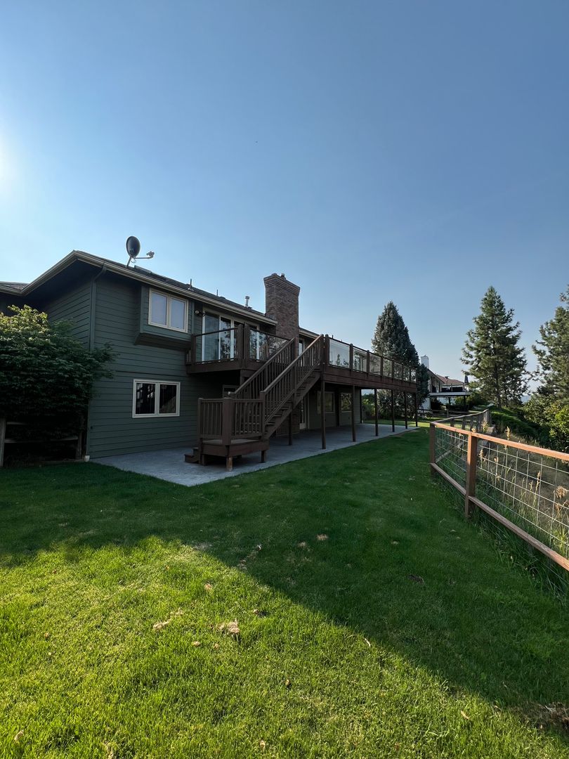 Spokane House: 10119 N Comanche Dr