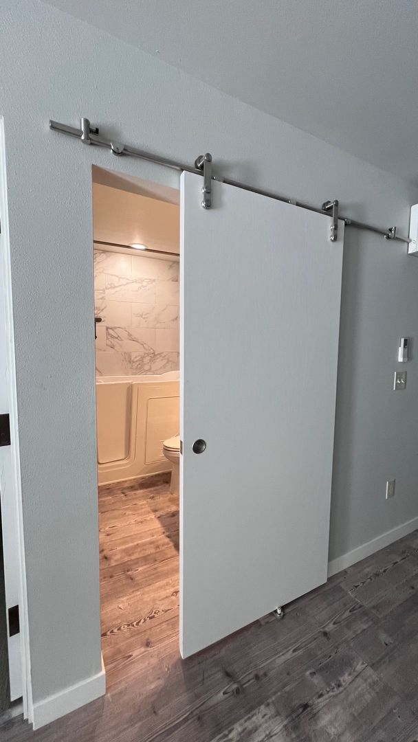 Half Off First Months Rent! Newly Renovated! 7 of 12