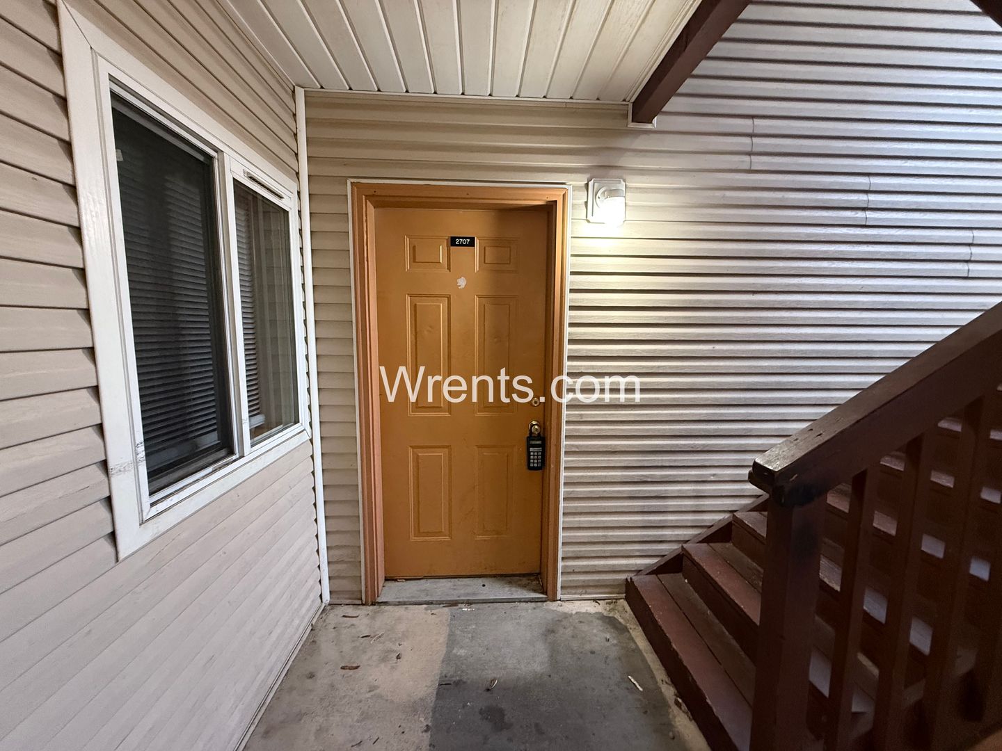Spokane Apartment: 2705 E Queen Ave