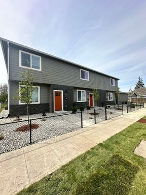 Beautiful New Build Available now! – photo 1