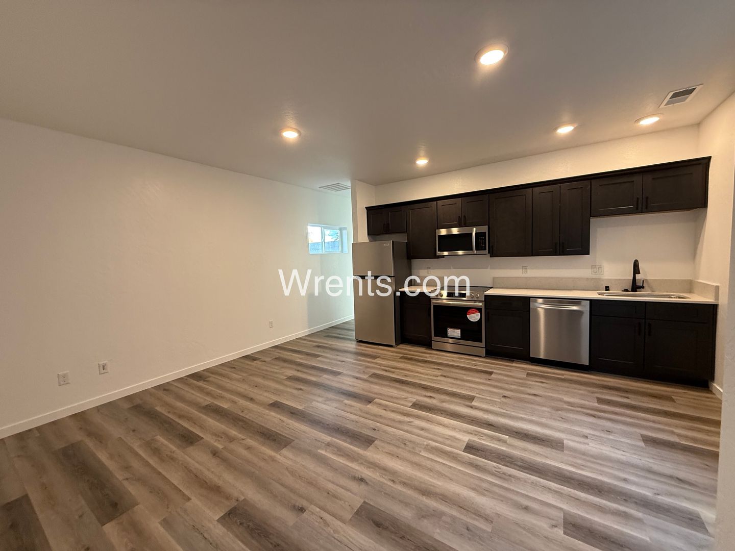 Spokane Apartment: 3710-3716 E Liberty Ave