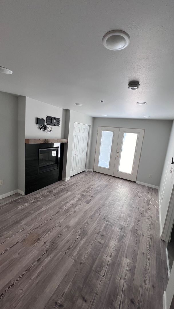 Half Off First Months Rent! Newly Renovated! 5 of 12