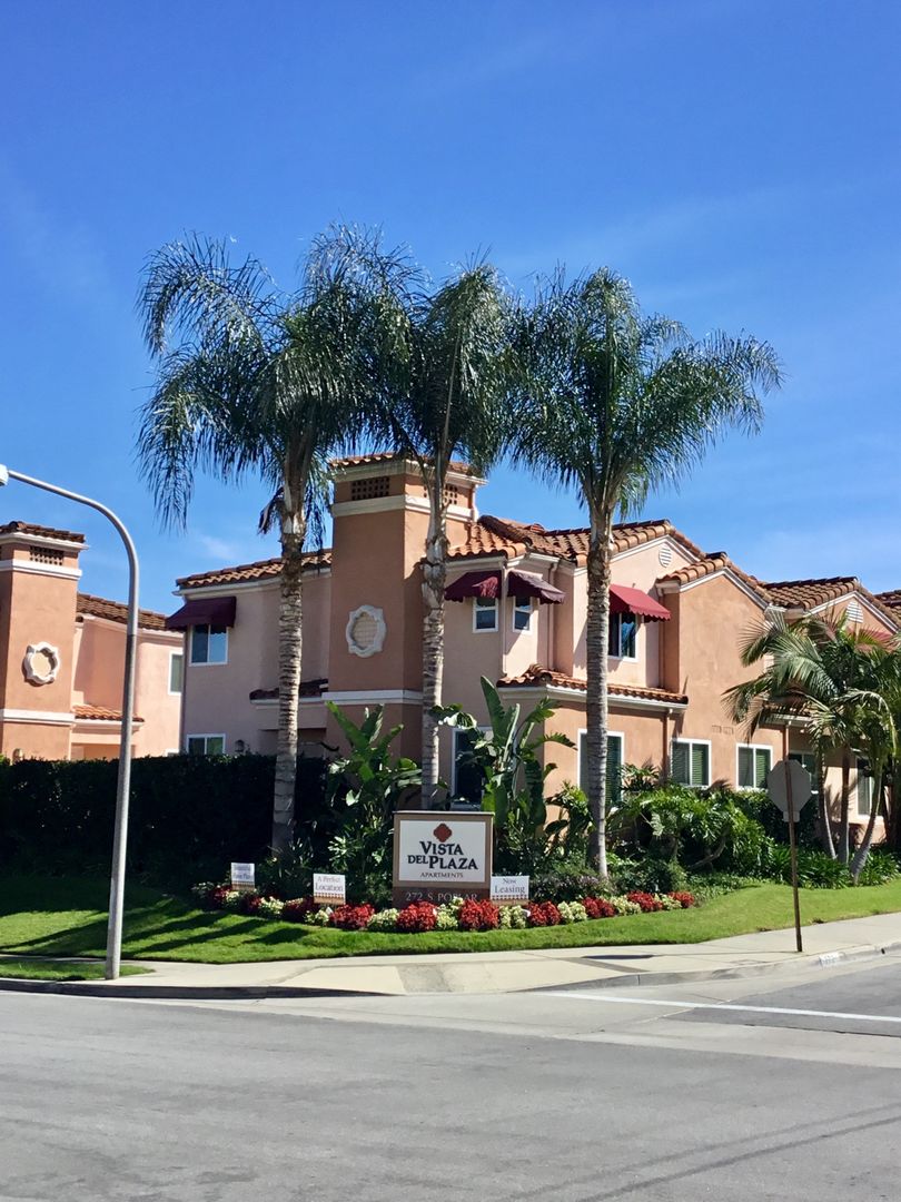 Brea Apartment: 272 South Poplar Ave.