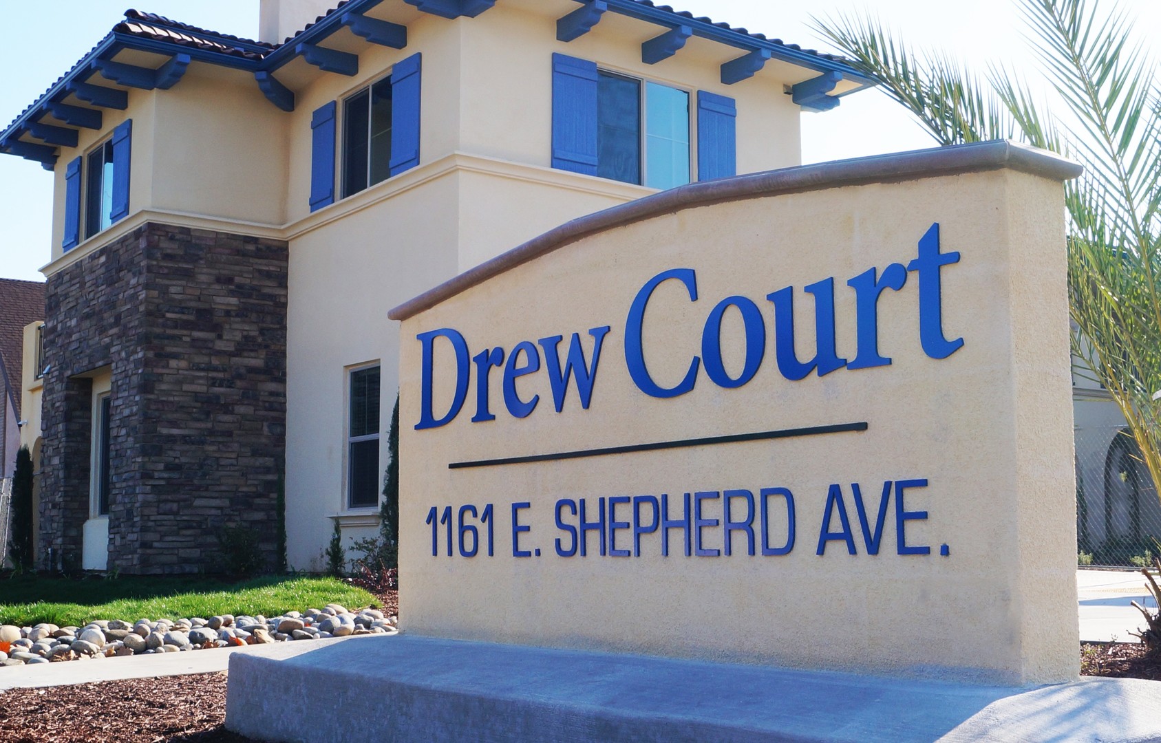 Fresno Apartment: 1161 E Shepherd Ave