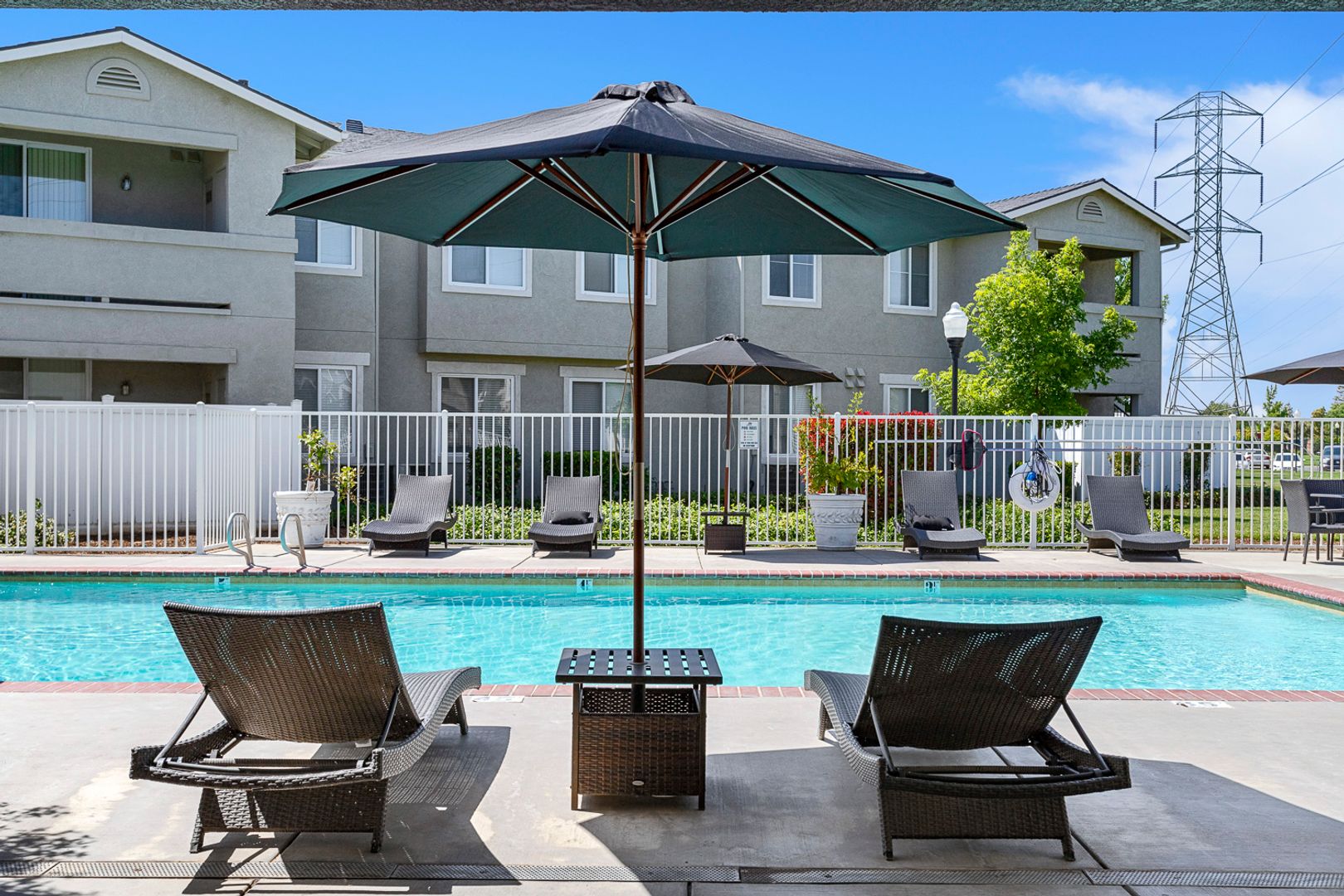 5034 W Bullard Ave., Fresno, CA 93722