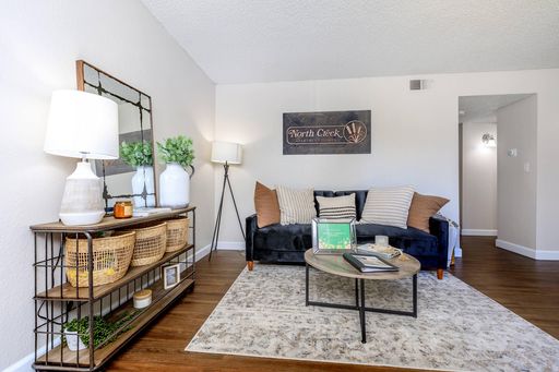 \3 Bedroom 2 Bath Apartment Home – photo 1