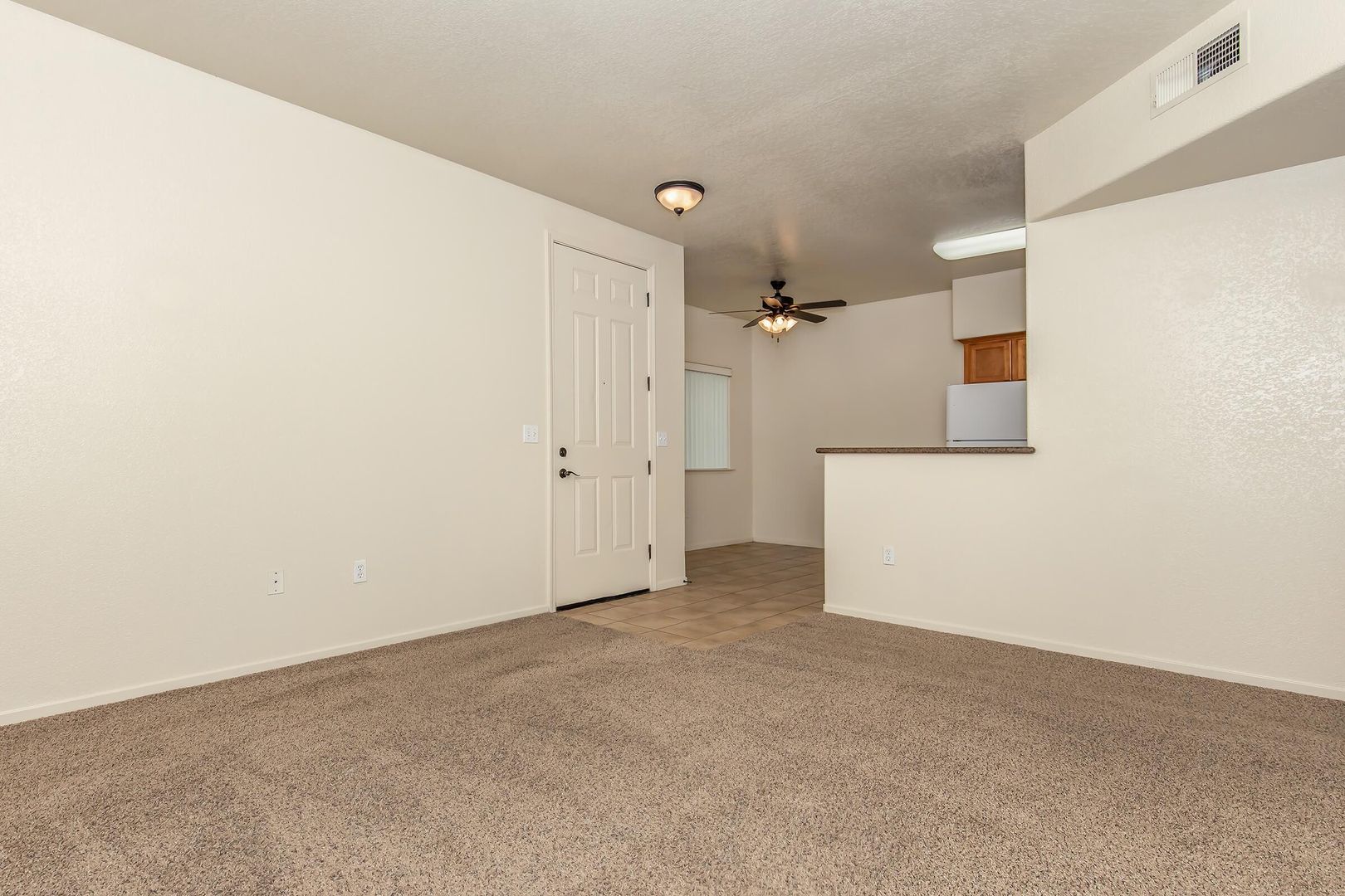 Fresno Apartment: 5430 Palo Alto Ave.