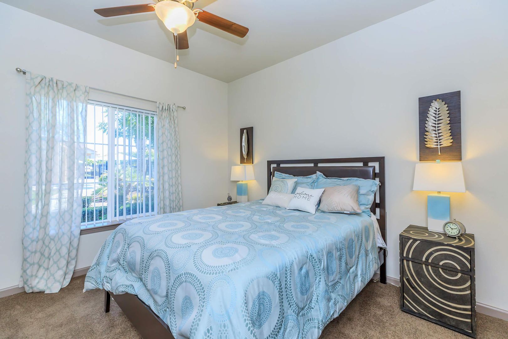 Hanford Apartment: 545 Centennial Drive