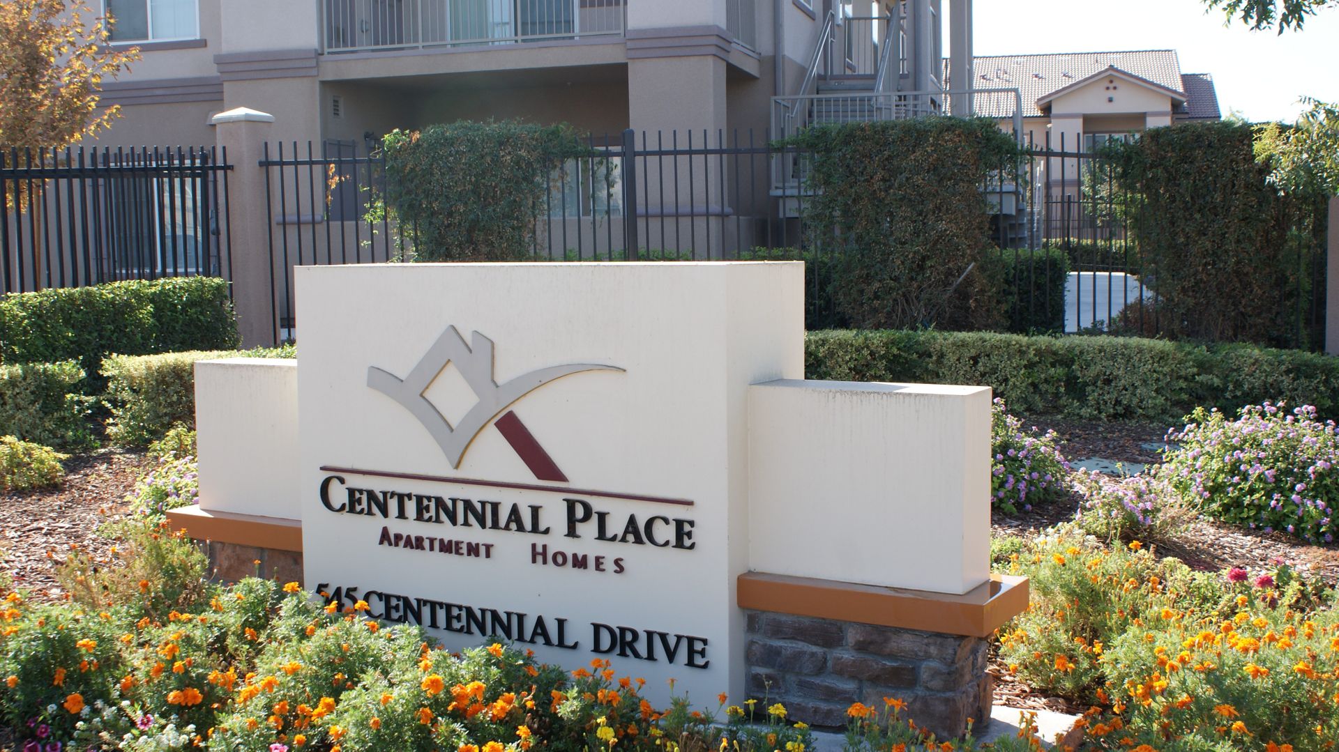 Centennial Place Apartments