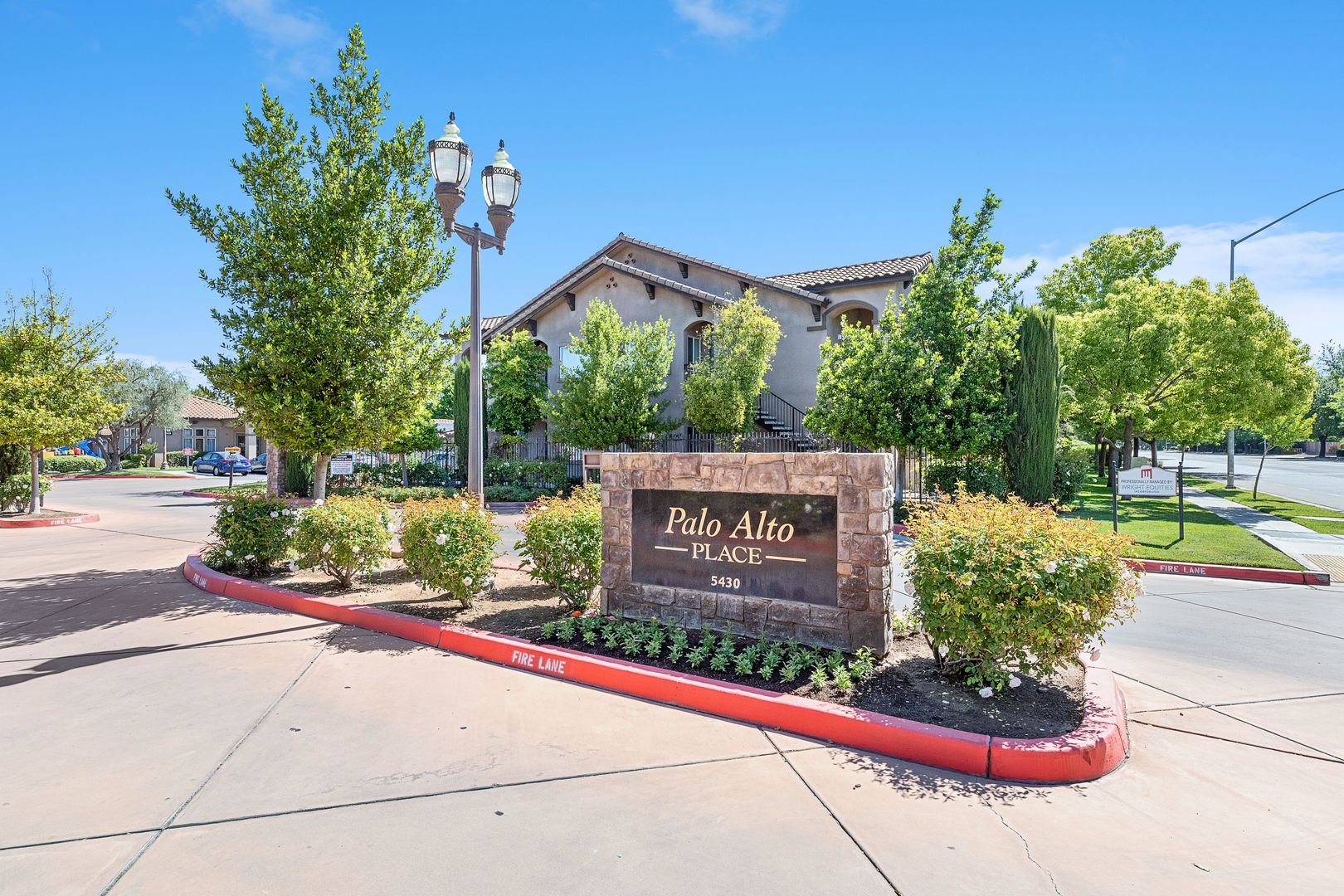 Fresno Apartment: 5430 Palo Alto Ave.