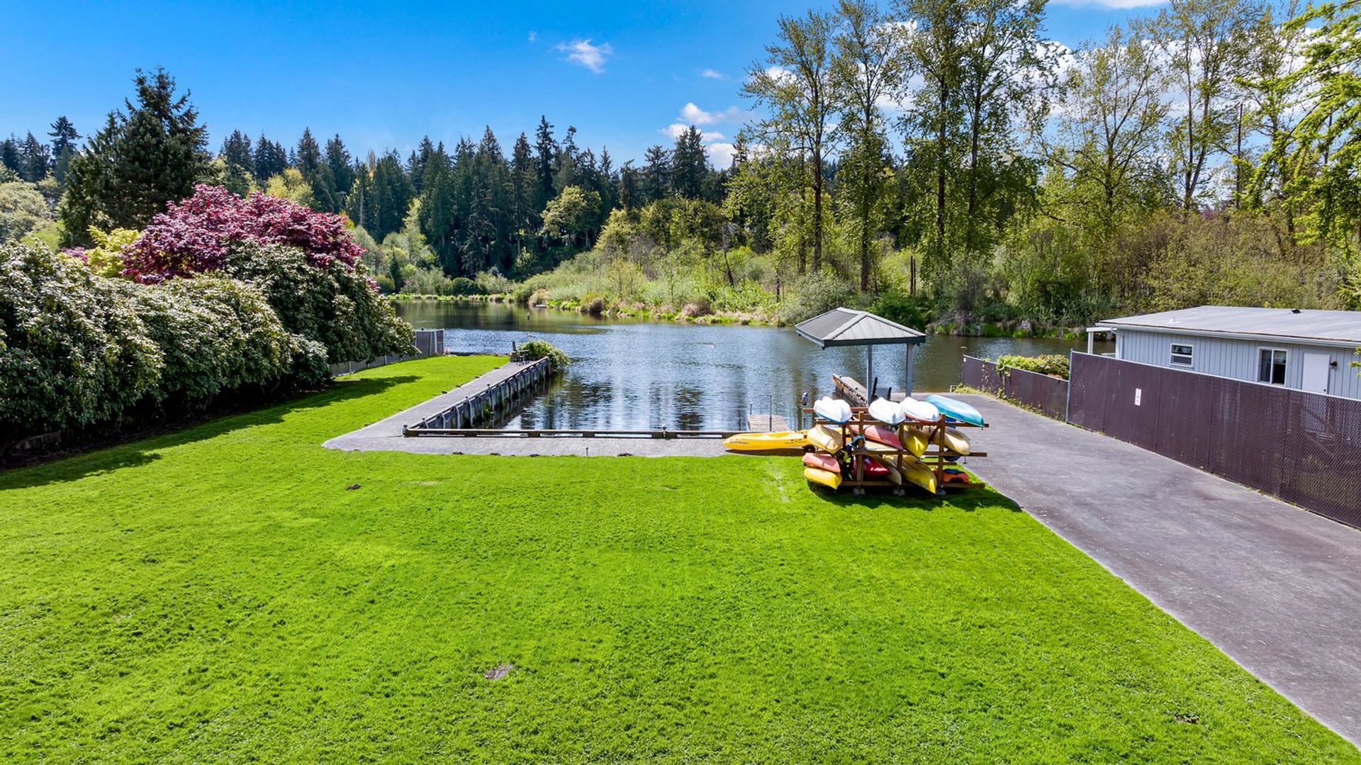Sammamish River Apartments 3 of 12