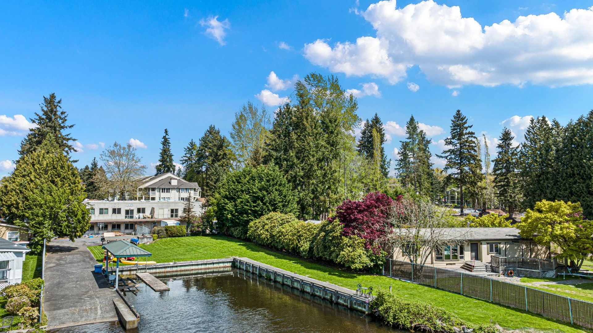 Sammamish River Apartments 4 of 12