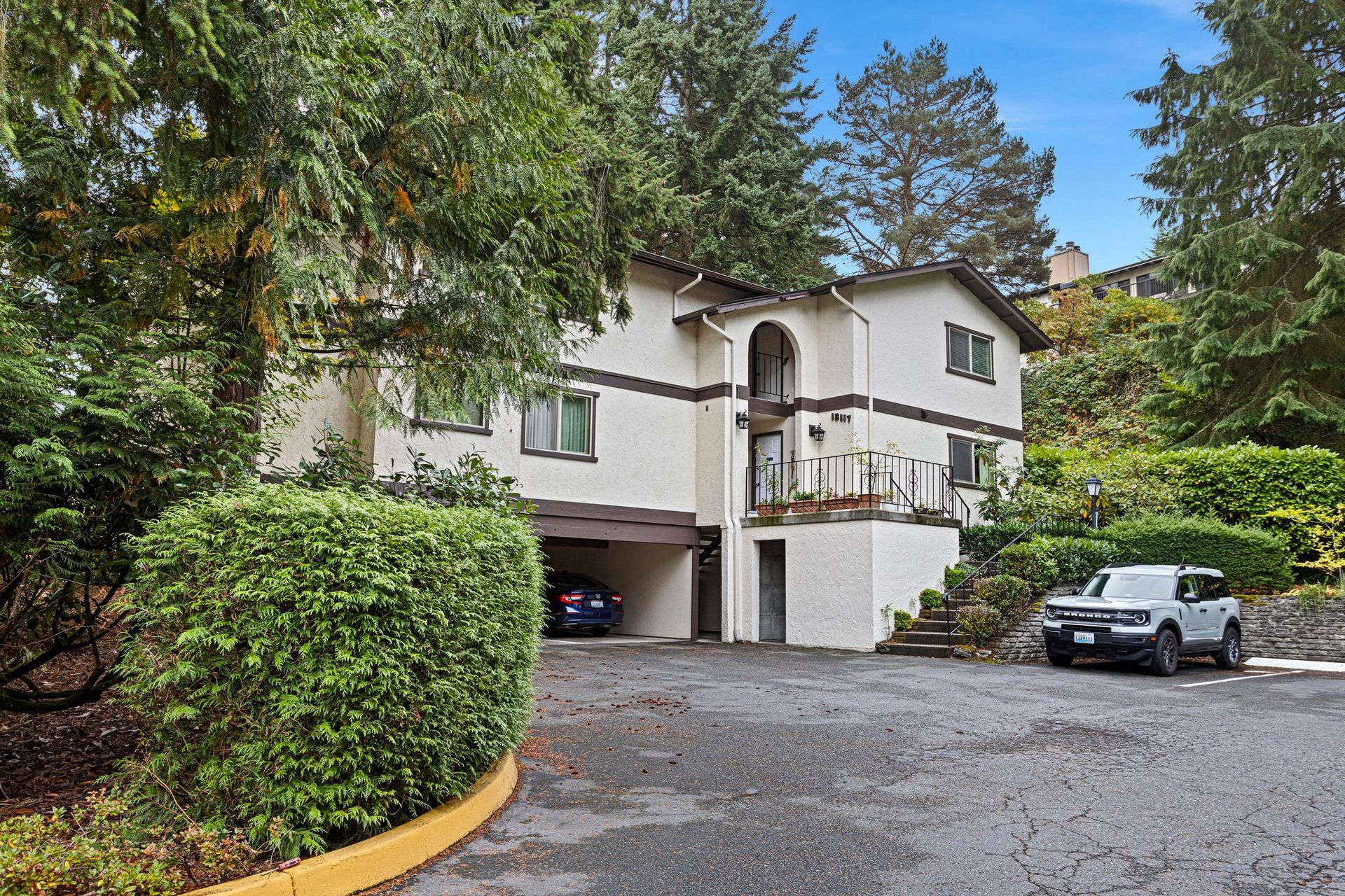 Shoreline Apartment: 18117 - 18215  24th Ave NE