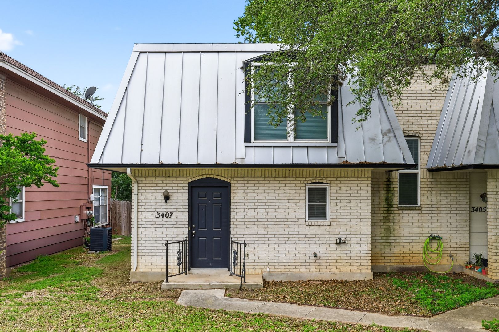 San Antonio Multiplex: Sugarhill Drive