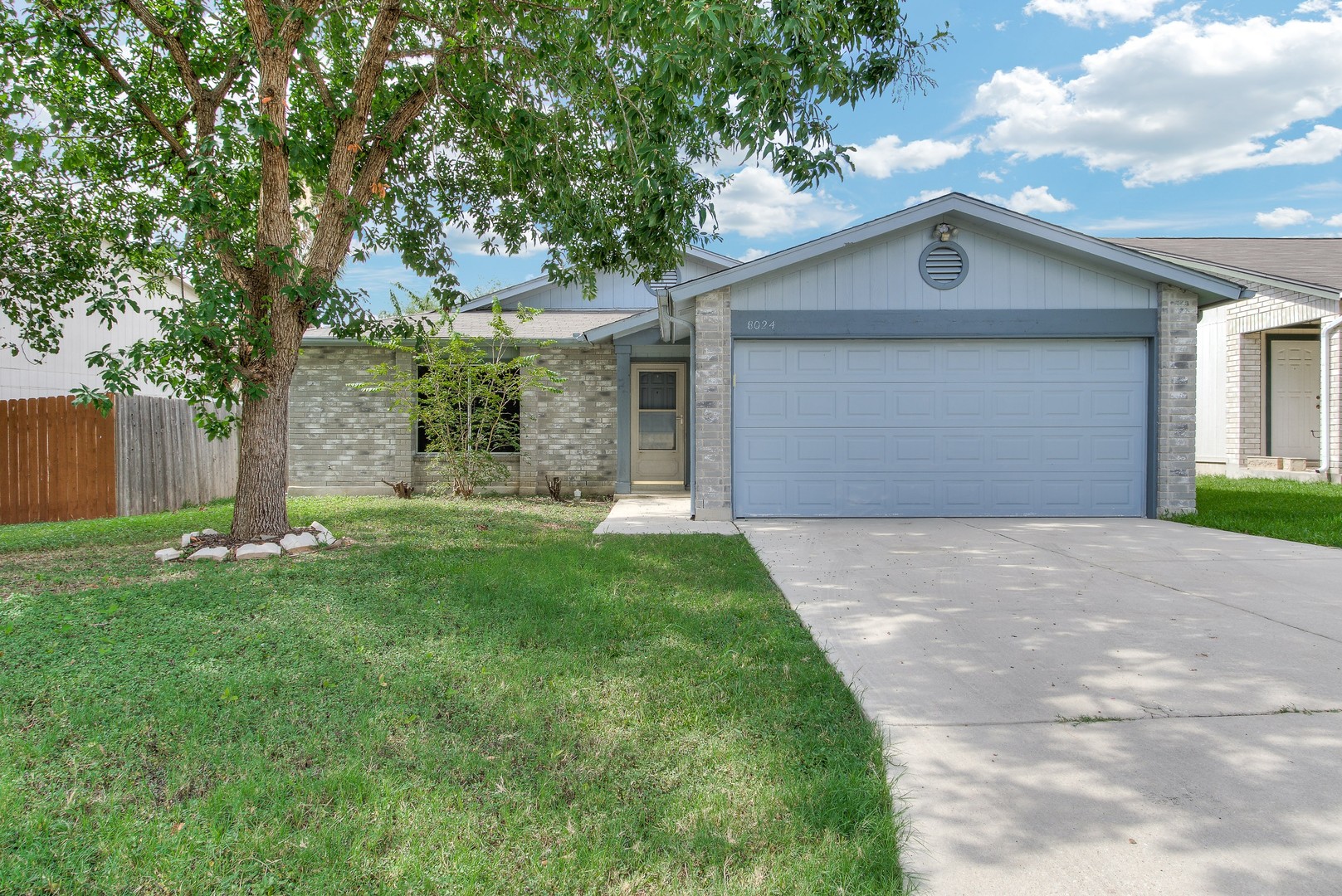 Converse House: 8024 Coral Meadows