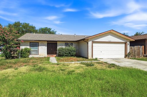 Fully Updated Single-Story Home with Greenbelt Views – photo 1
