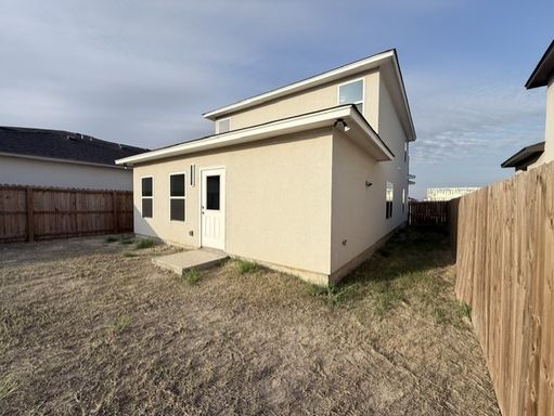 9975 Grotto Drive, Laredo, TX 78045