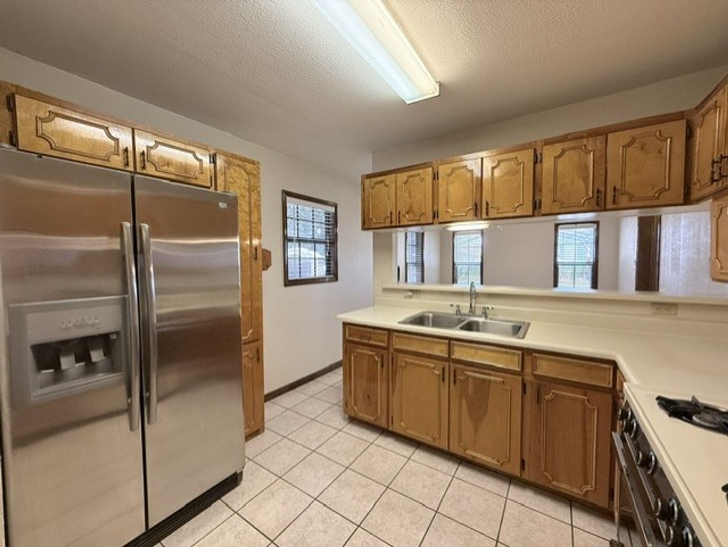 1817 E. Lyon St. 8 of 12