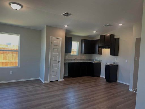 5737 Saint Dominic, Laredo, TX 78046