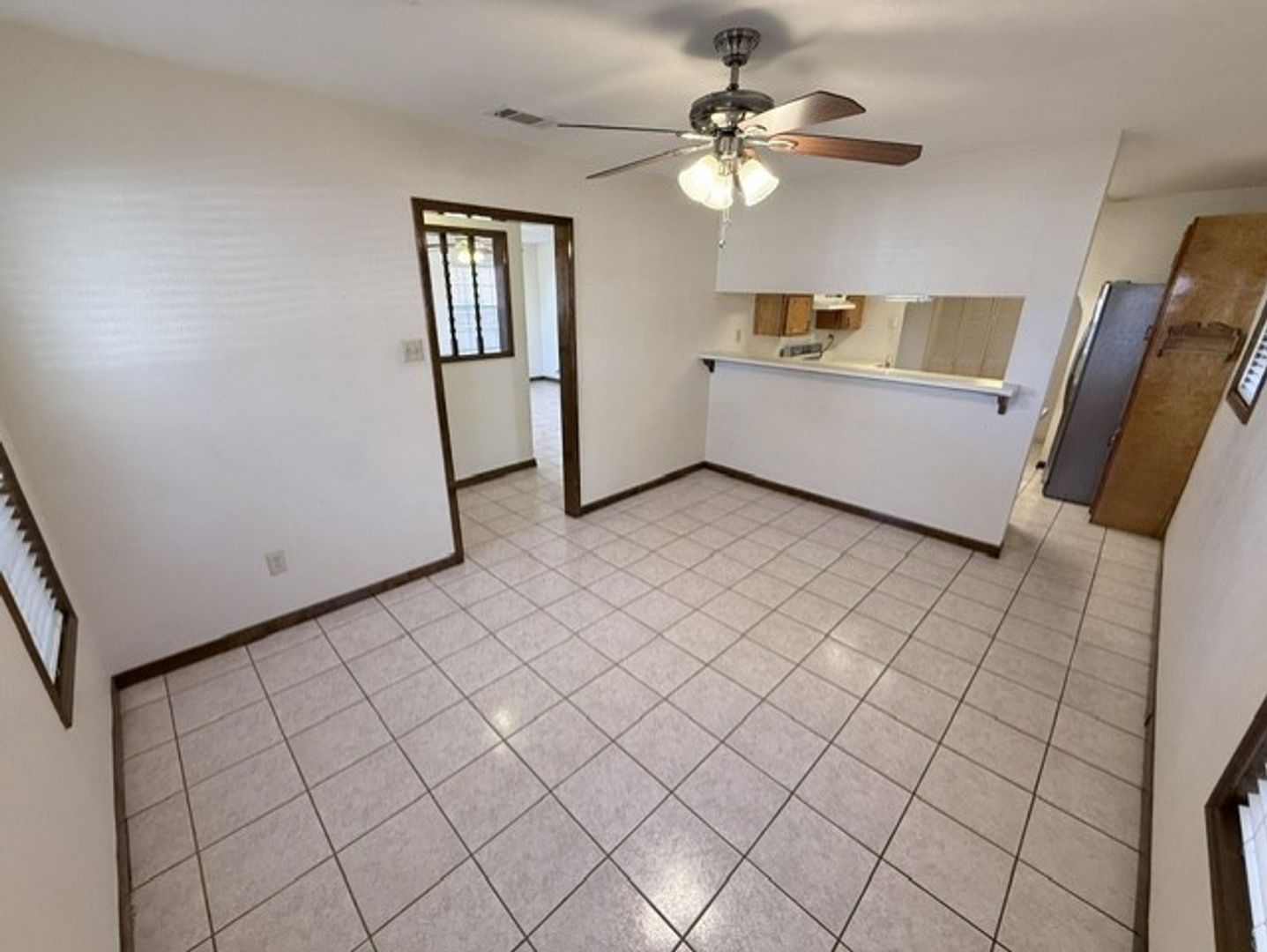 1817 E. Lyon St. 5 of 12