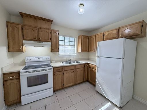 4515 Elizabeth, Laredo, TX 78046