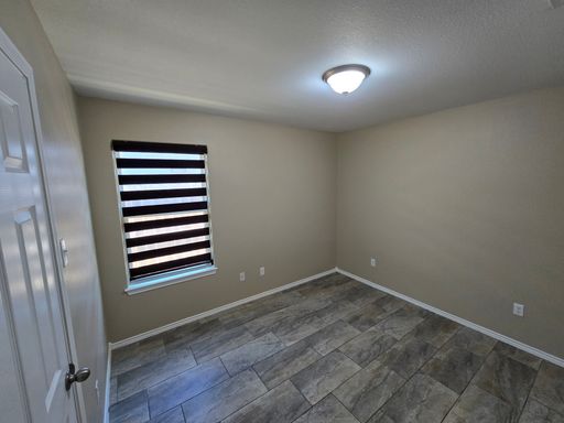5821 Doctorado Dr, Laredo, TX 78046