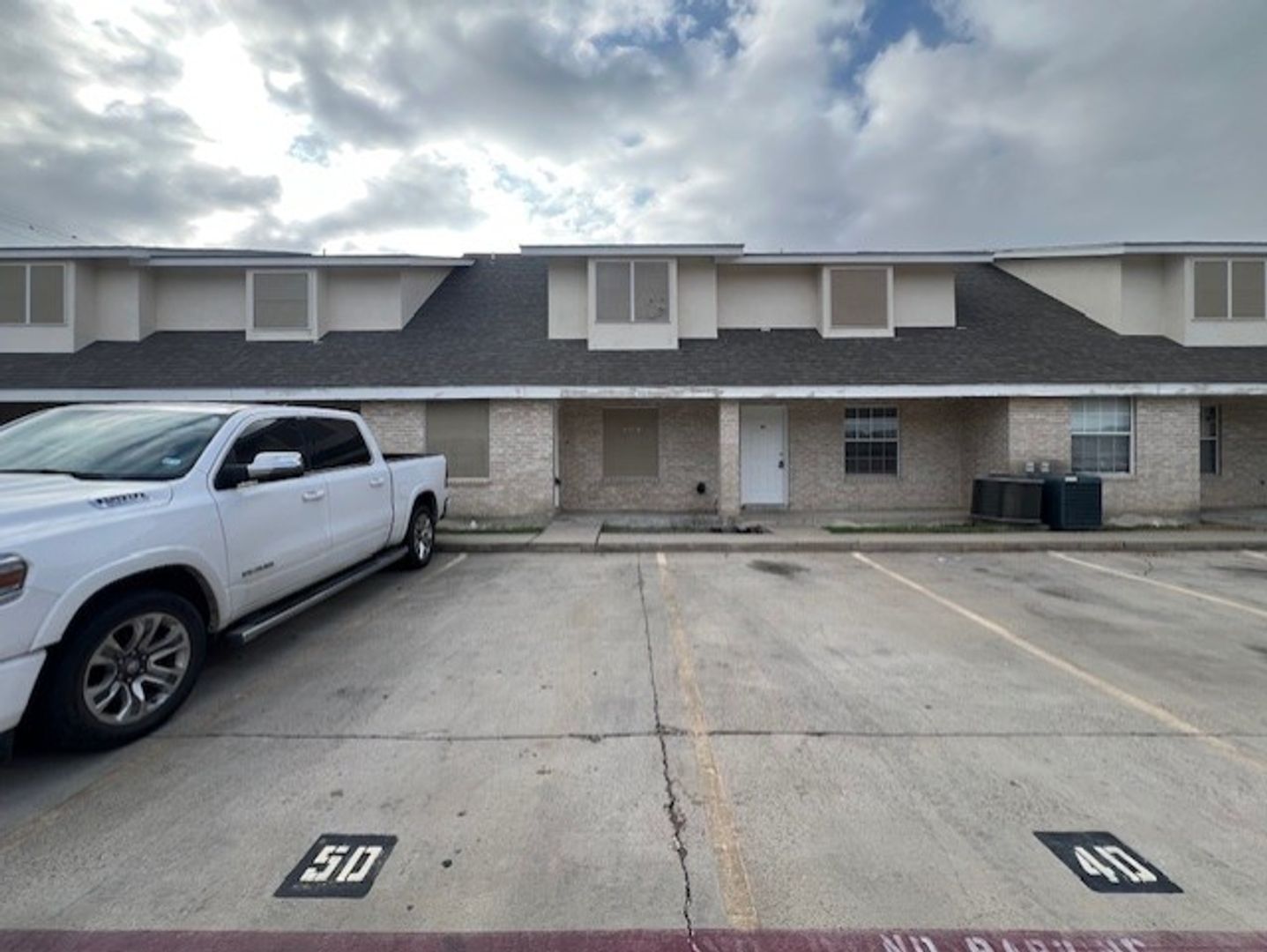 Laredo Condo: 8911 McPherson Rd 5D