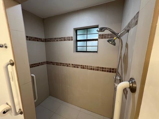 8527 Michigan Ave, Laredo, TX 78045