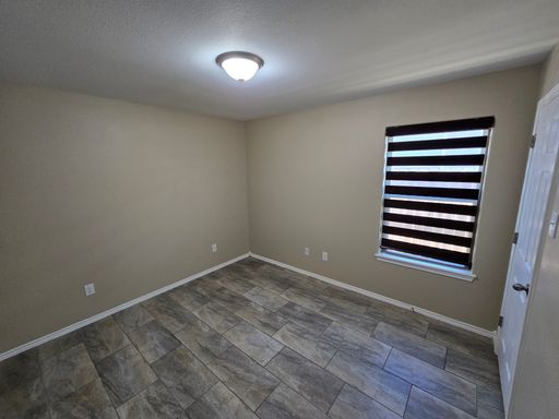 5821 Doctorado Dr, Laredo, TX 78046