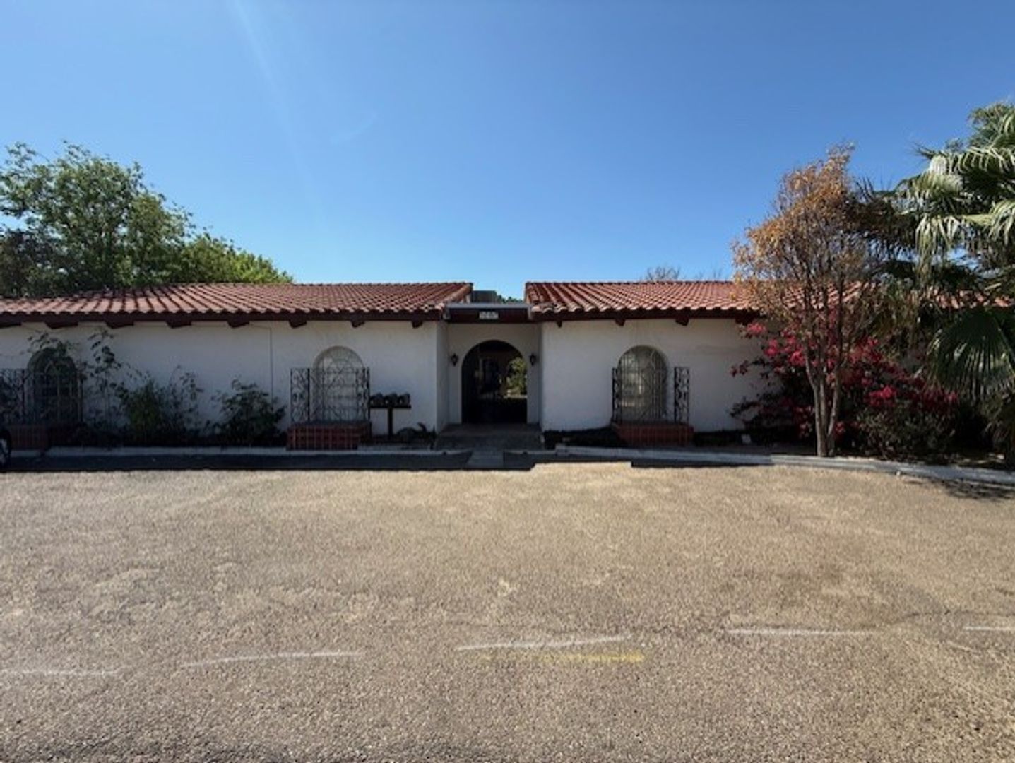 Laredo Apartment: 1717 Clark Blvd