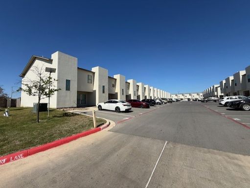 4101 Blue Quail Rd. # B-13, Laredo, TX 78045