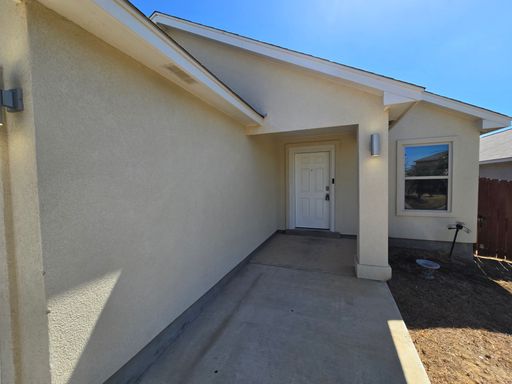 5821 Doctorado Dr, Laredo, TX 78046