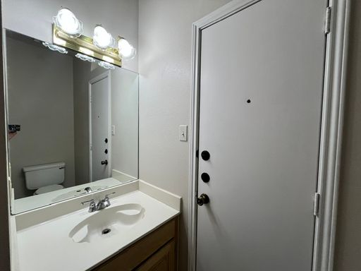 8802 Crossview Loop, Laredo, TX 78045