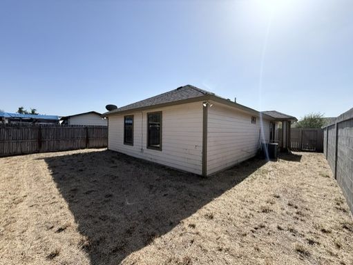 4515 Elizabeth, Laredo, TX 78046