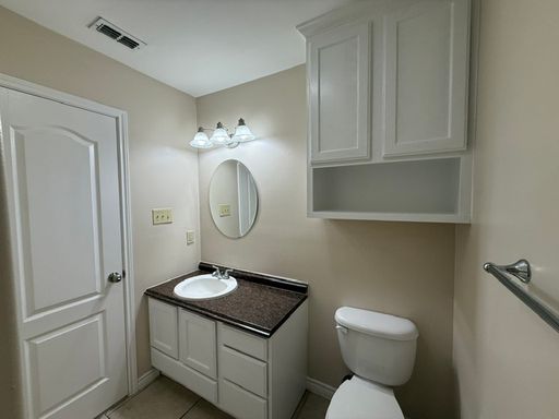 2720 Camelot  - 2720 Camelot #102, Laredo, TX 78041