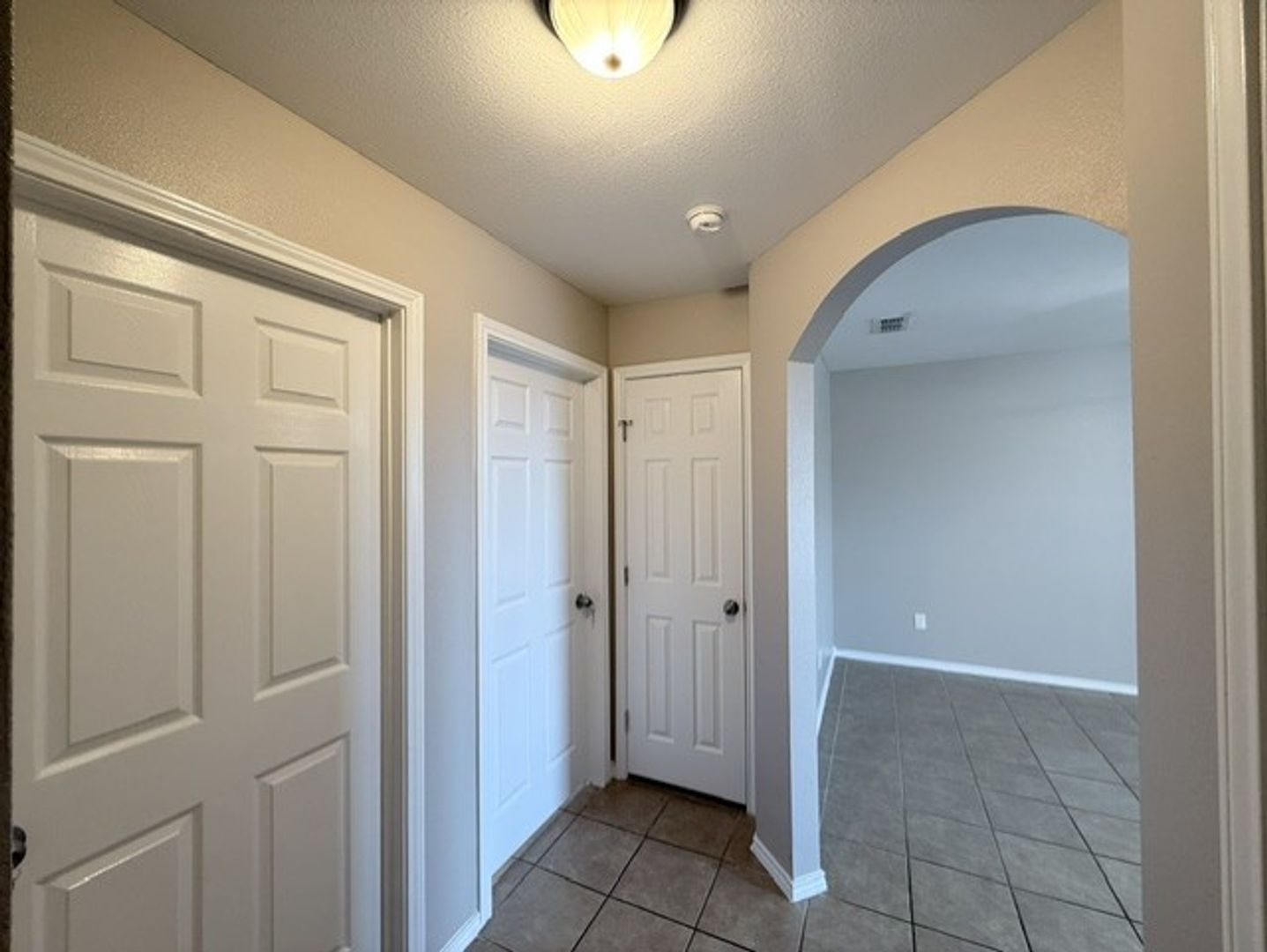 Laredo Apts. 9 of 16