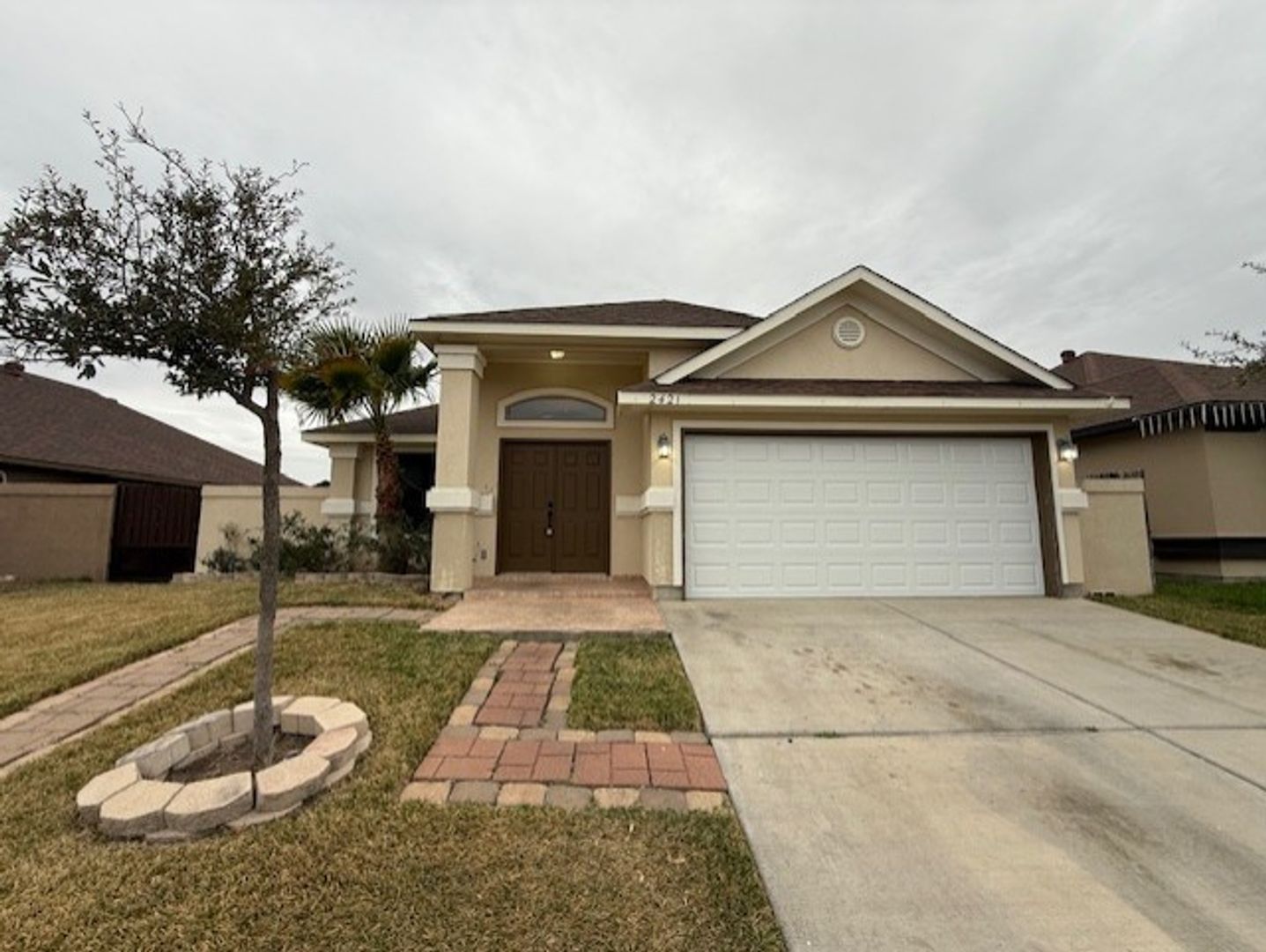 Laredo House: 2421 Lucia Ct