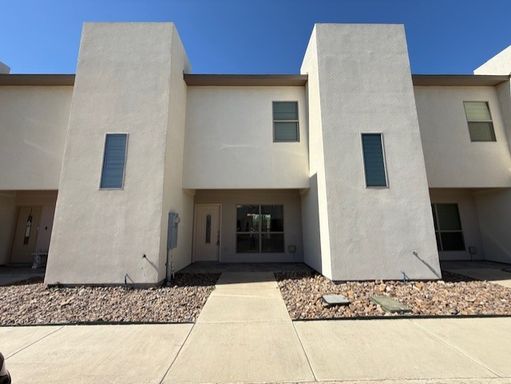 4101 Blue Quail Rd. # B-13, Laredo, TX 78045