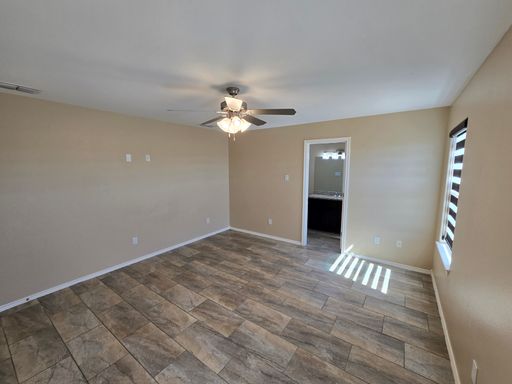 5821 Doctorado Dr, Laredo, TX 78046