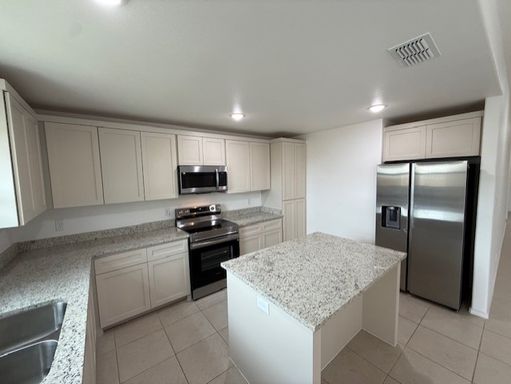3510 Pascual De Leon Dr, Laredo, TX 78046