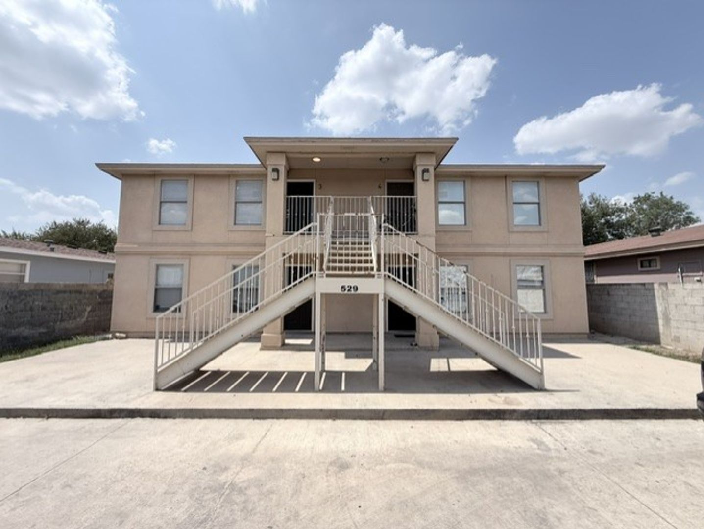 Laredo Apartment: 529 Norwich Lp.